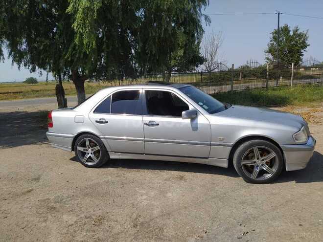 Mercedes C 180 1995, 320,000 km - 1.8 l - Şəmkir