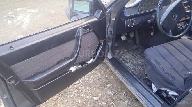 Mercedes E 200 1989, 500,000 km - 2.0 л - Bakı