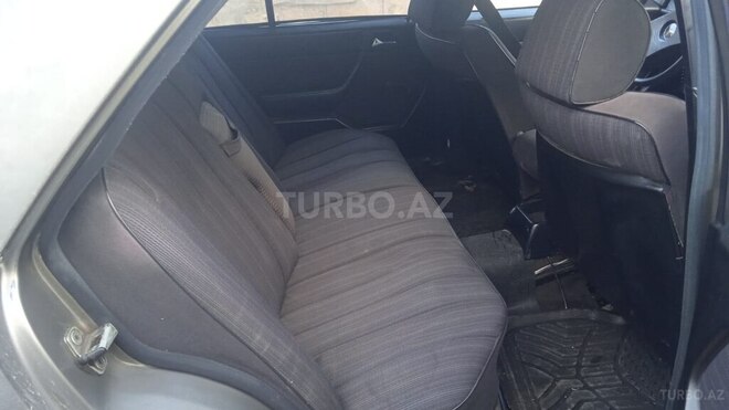 Mercedes E 200 1989, 500,000 km - 2.0 л - Bakı