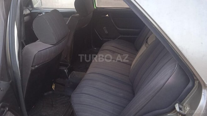 Mercedes E 200 1989, 500,000 km - 2.0 л - Bakı