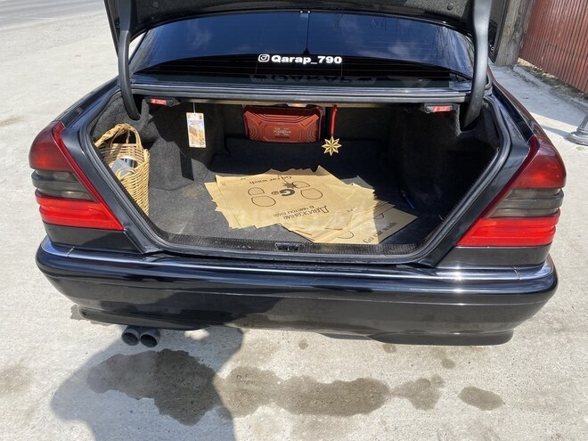 Mercedes C 200 1997, 399,000 km - 2.0 л - İsmayıllı