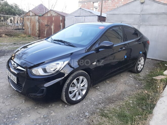 Hyundai Accent 2014, 101,000 km - 1.6 l - Yevlax