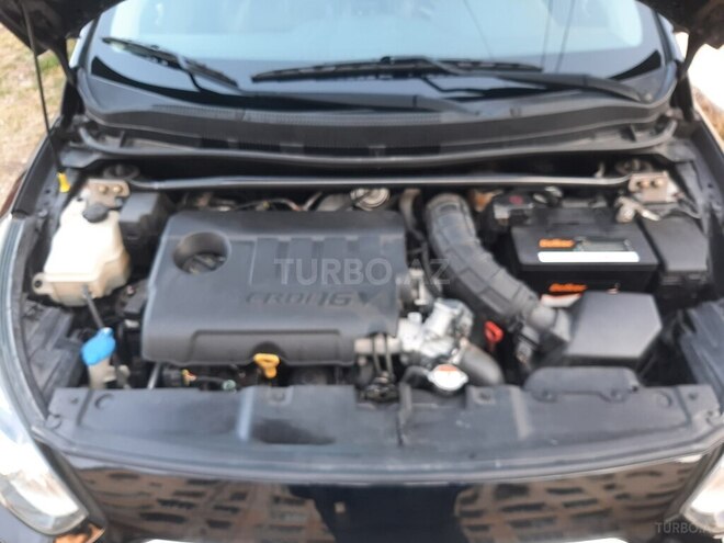 Hyundai Accent 2014, 101,000 km - 1.6 l - Yevlax