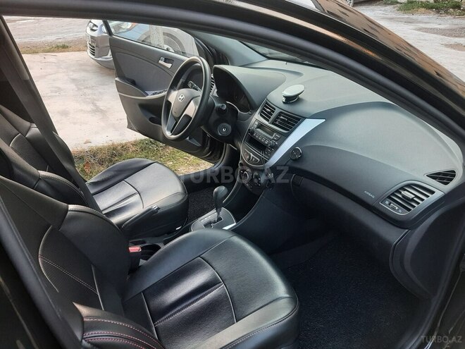 Hyundai Accent 2014, 101,000 km - 1.6 l - Yevlax