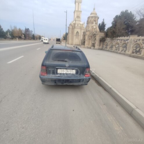 Mercedes C 220 1999, 460,216 km - 2.2 l - Bakı