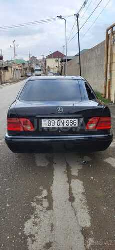 Mercedes E 220 1999, 338,353 km - 2.2 л - Bakı