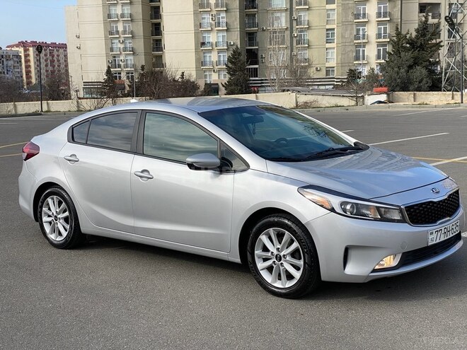 Kia Cerato 2017, 67,300 km - 2.0 l - Bakı