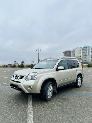Nissan X-Trail 2011, 310,000 km - 2.5 л - Bakı