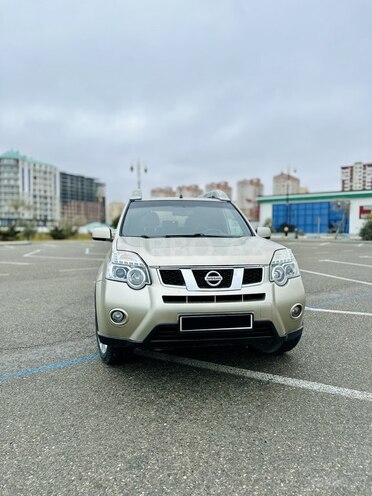 Nissan X-Trail 2011, 310,000 km - 2.5 л - Bakı
