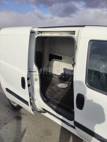 Fiat Doblo 2011, 333,572 km - 1.6 l - Ağsu
