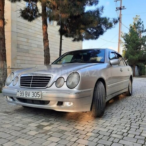 Mercedes E 220 1999, 376,000 km - 2.2 l - Qəbələ