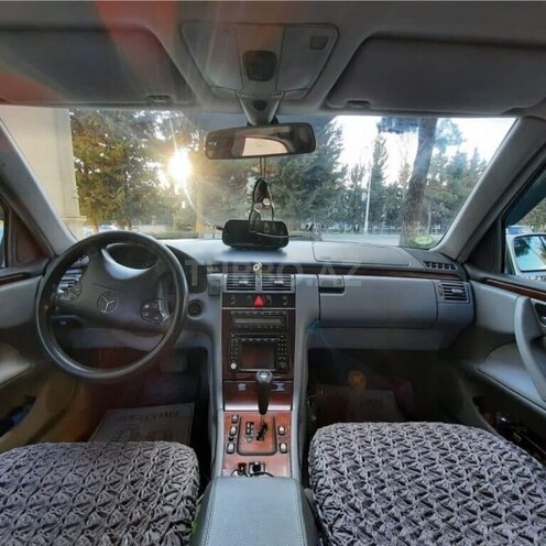 Mercedes E 220 1999, 376,000 km - 2.2 l - Qəbələ