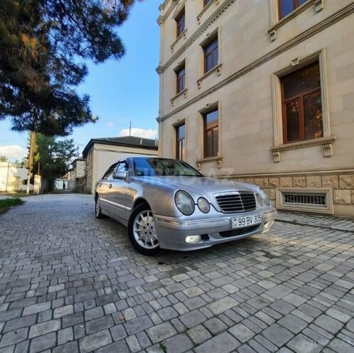 Mercedes E 220 1999, 376,000 km - 2.2 l - Qəbələ