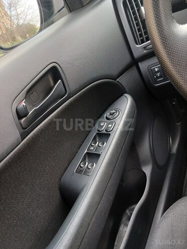 Hyundai i30 2010, 121,000 km - 1.4 l - Naftalan