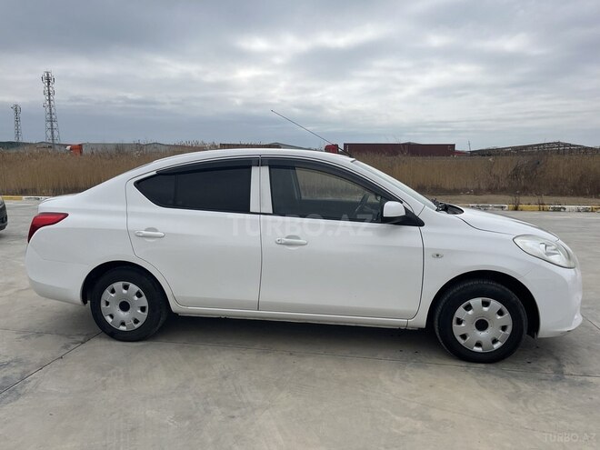 Nissan Sunny 2012, 99,000 km - 1.2 л - Bakı