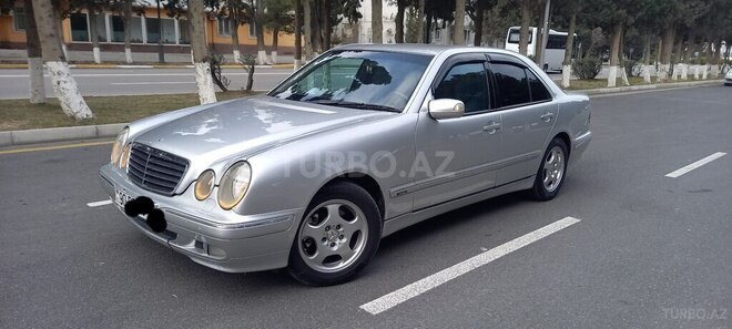 Mercedes E 270 2001, 400,000 km - 2.7 l - Bakı