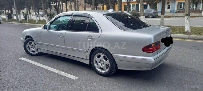 Mercedes E 270 2001, 400,000 km - 2.7 l - Bakı
