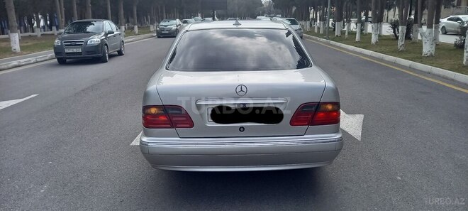 Mercedes E 270 2001, 400,000 km - 2.7 l - Bakı