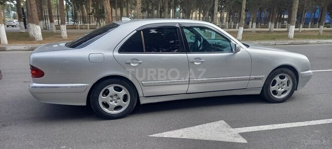 Mercedes E 270 2001, 400,000 km - 2.7 l - Bakı