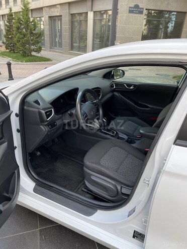Hyundai IONIQ 2017, 52,000 km - 1.6 l - Bakı