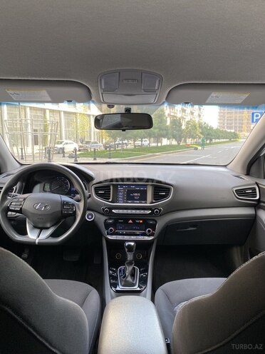 Hyundai IONIQ 2017, 52,000 km - 1.6 l - Bakı