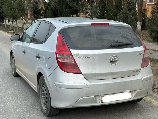 Hyundai i30 2010, 390,000 km - 1.6 l - Sumqayıt