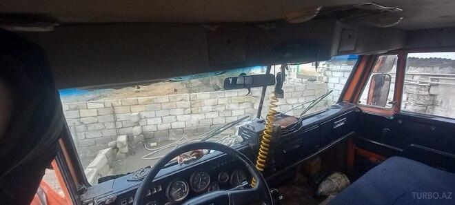 KamAz 5511 1991, 111,222 km - 11.0 l - Salyan