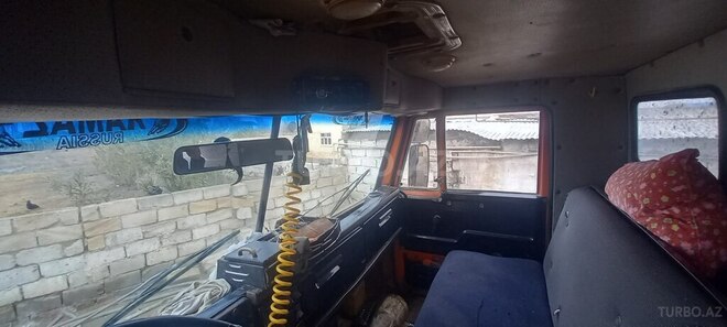 KamAz 5511 1991, 111,222 km - 11.0 l - Salyan