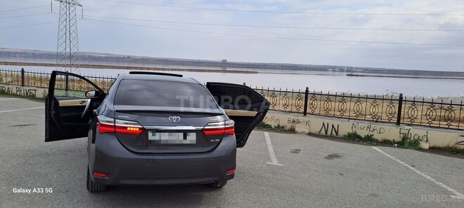 Toyota Corolla 2017, 127,000 km - 2.0 l - Bakı