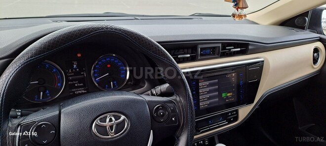 Toyota Corolla 2017, 127,000 km - 2.0 l - Bakı