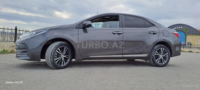 Toyota Corolla 2017, 127,000 km - 2.0 l - Bakı
