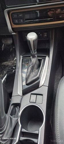Toyota Corolla 2017, 127,000 km - 2.0 l - Bakı