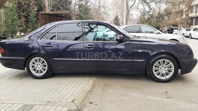 Mercedes E 230 1997, 385,269 km - 2.3 l - Bakı