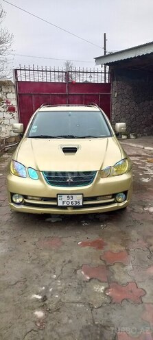 Mitsubishi Airtrek 2002, 200,000 km - 2.0 л - Ağdaş