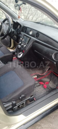 Mitsubishi Airtrek 2002, 200,000 km - 2.0 л - Ağdaş
