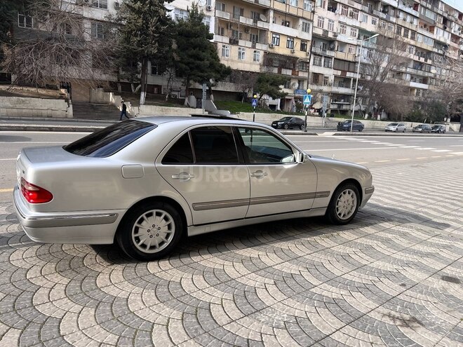 Mercedes E 220 1999, 370,000 km - 2.2 l - Bakı