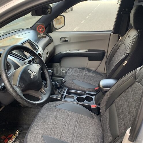 Mitsubishi L200 2012, 194,200 km - 2.5 l - Bakı