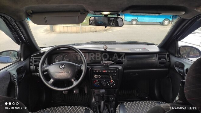 Opel Vectra 1996, 534,450 km - 1.8 l - Qazax