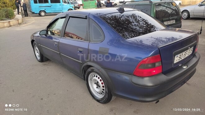 Opel Vectra 1996, 534,450 km - 1.8 l - Qazax