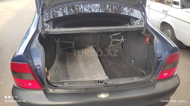 Opel Vectra 1996, 534,450 km - 1.8 l - Qazax