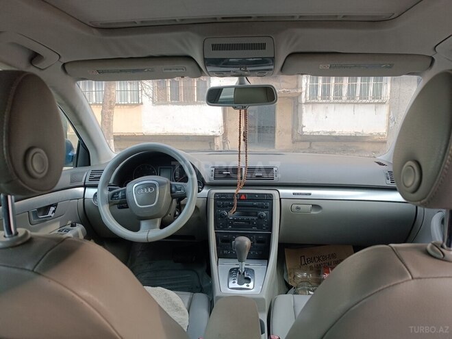 Audi A4 2004, 289,682 km - 2.0 l - Gəncə