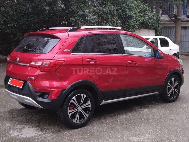 Baic  2017, 125,000 km - 1.5 l - Bakı