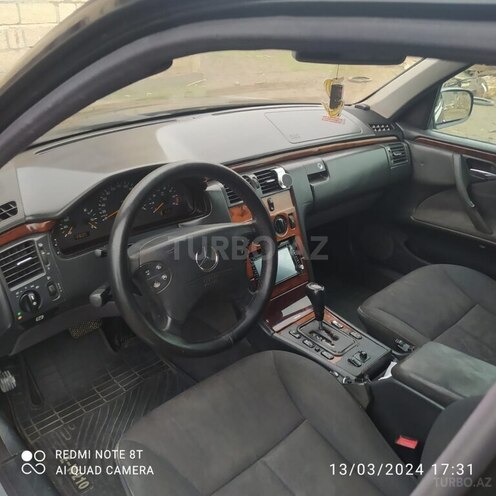 Mercedes E 240 2000, 250,000 km - 2.4 l - Şirvan