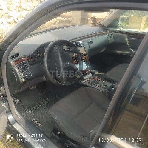 Mercedes E 240 2000, 250,000 km - 2.4 l - Şirvan