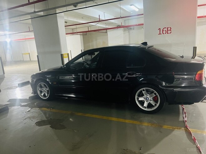 BMW 528 2000, 260,000 km - 2.8 л - Bakı