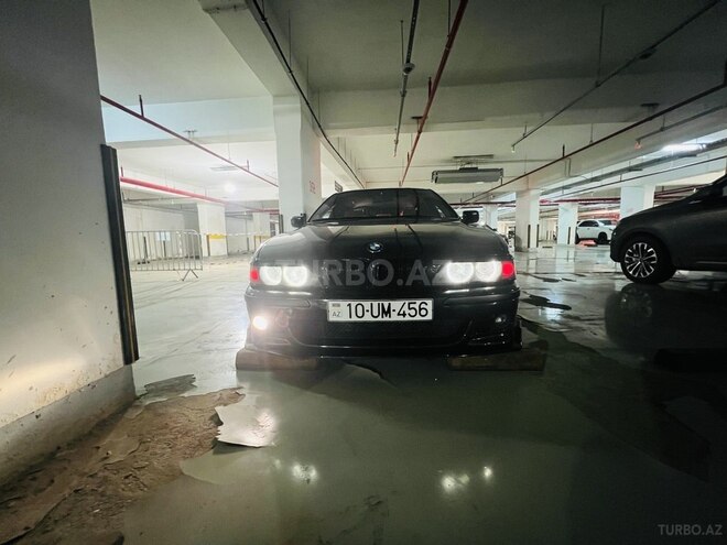 BMW 528 2000, 260,000 km - 2.8 л - Bakı