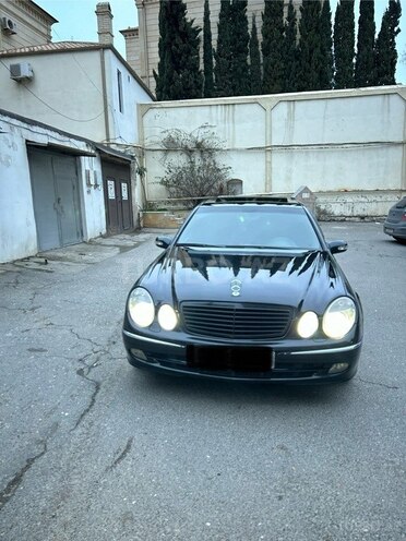 Mercedes E 220 2004, 320,000 km - 2.2 л - Bakı
