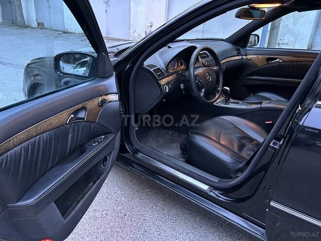 Mercedes E 220 2004, 320,000 km - 2.2 л - Bakı