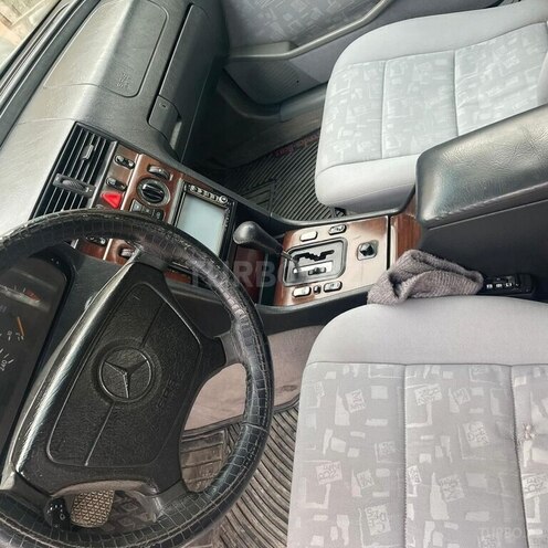 Mercedes C 220 1995, 461,000 km - 2.2 л - Naftalan