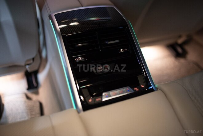 BMW M8 2021, 2,000 km - 4.4 l - Bakı